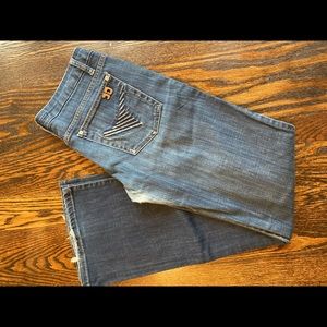 Joes Jeans. The style is “Muse.” Some wear on inner thigh but NOT worn through.